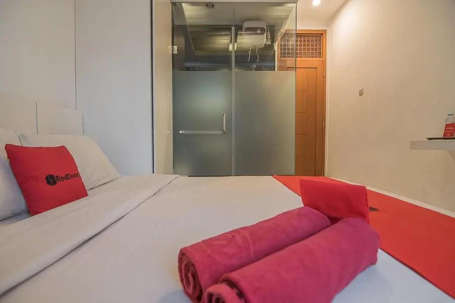 Reddoorz Plus Near Parahyangan University Bandung Exteriör bild